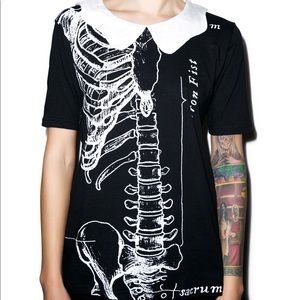 Iron fist skeleton shirt